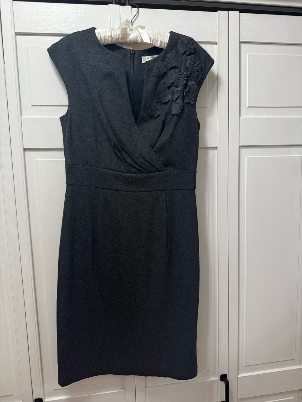 Trina Turk Charcoal Gray Cap-Sleeve Sheath Dress with Floral Appliqué